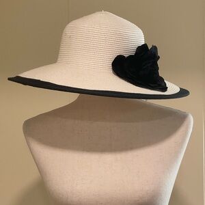 Croft Barrow Sun Hat With Removable Flower Accent Kettle Ivory Black One Size